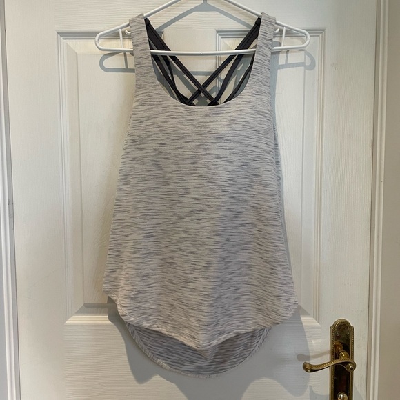 LULULEMON tank with built in bra - Picture 1 of 4